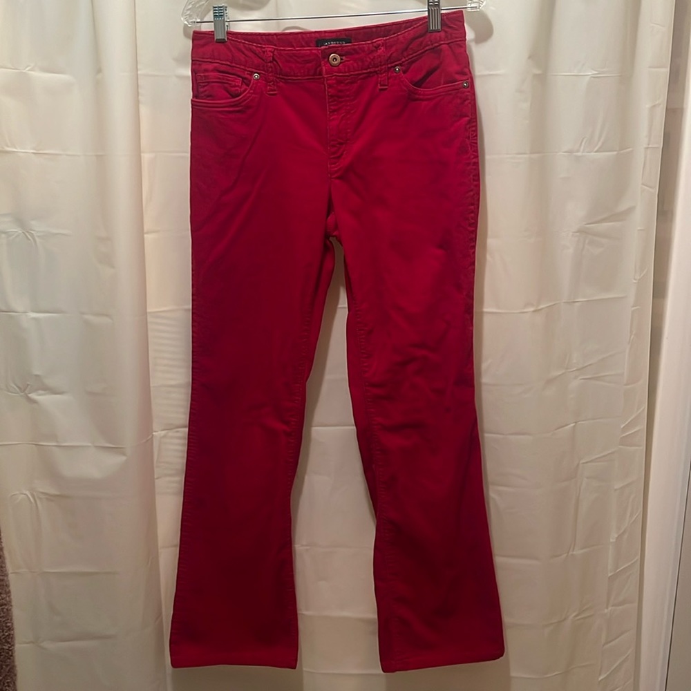 Lands’ End size 6 red corduroy pants.